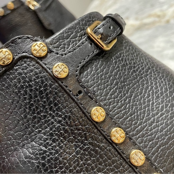 TORY BURCH Mae Black Pebbled Leather Logo-Studded Ankle Boot Bootie Size 5.5M - Picture 6 of 14